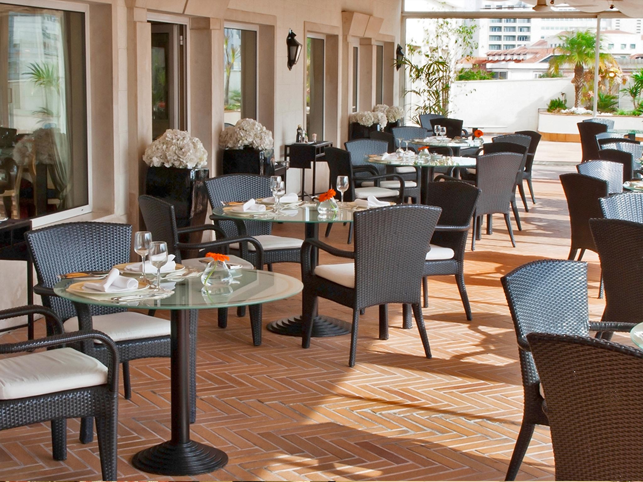 Dom Pedro Lisboa Hotel Bagian luar foto The Terrace