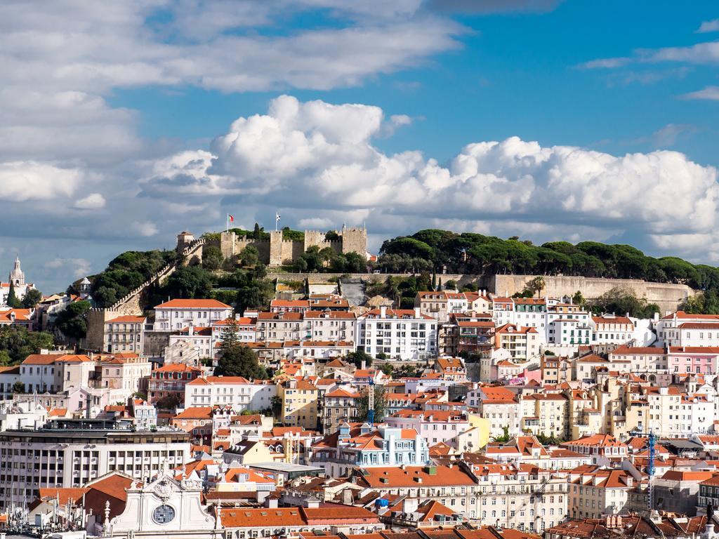 Dom Pedro Lisboa Hotel Bagian luar foto The city of Coimbra